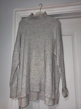 LOFT Speckled Cream Turtleneck Sweater